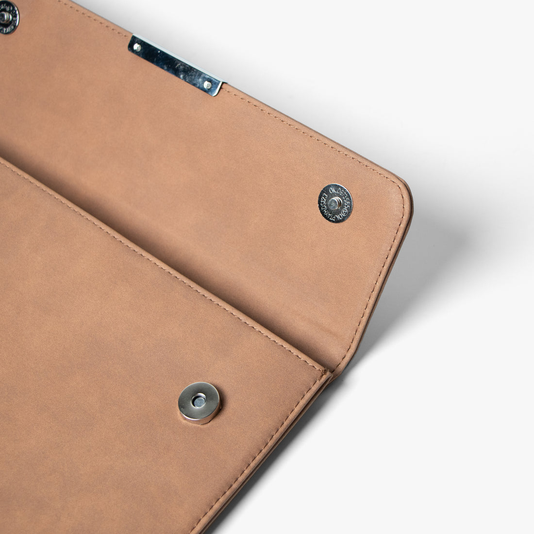 11" Snap On Tablet Sleeve | Vegan Leather
