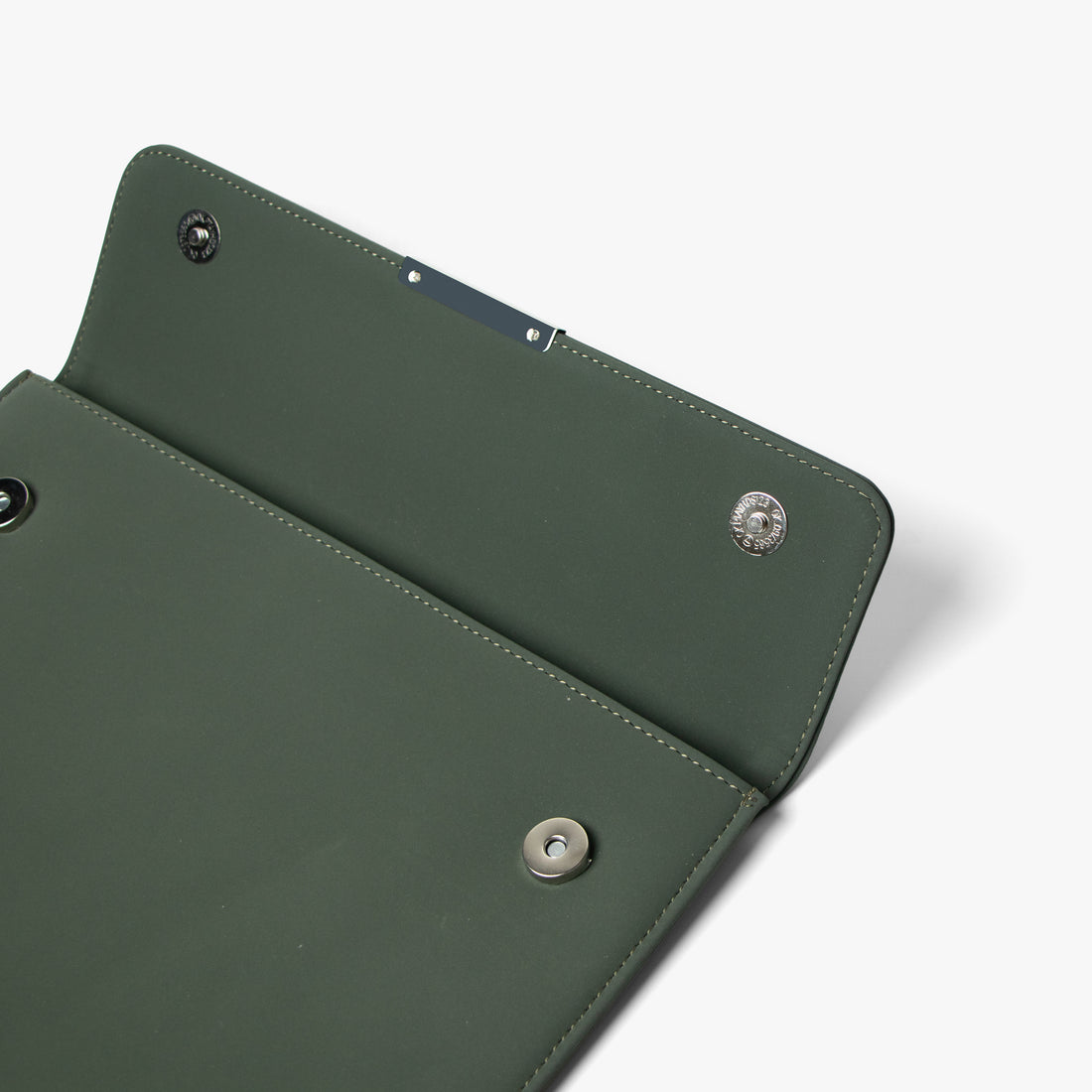 11" Snap On Tablet Sleeve | Vegan Leather