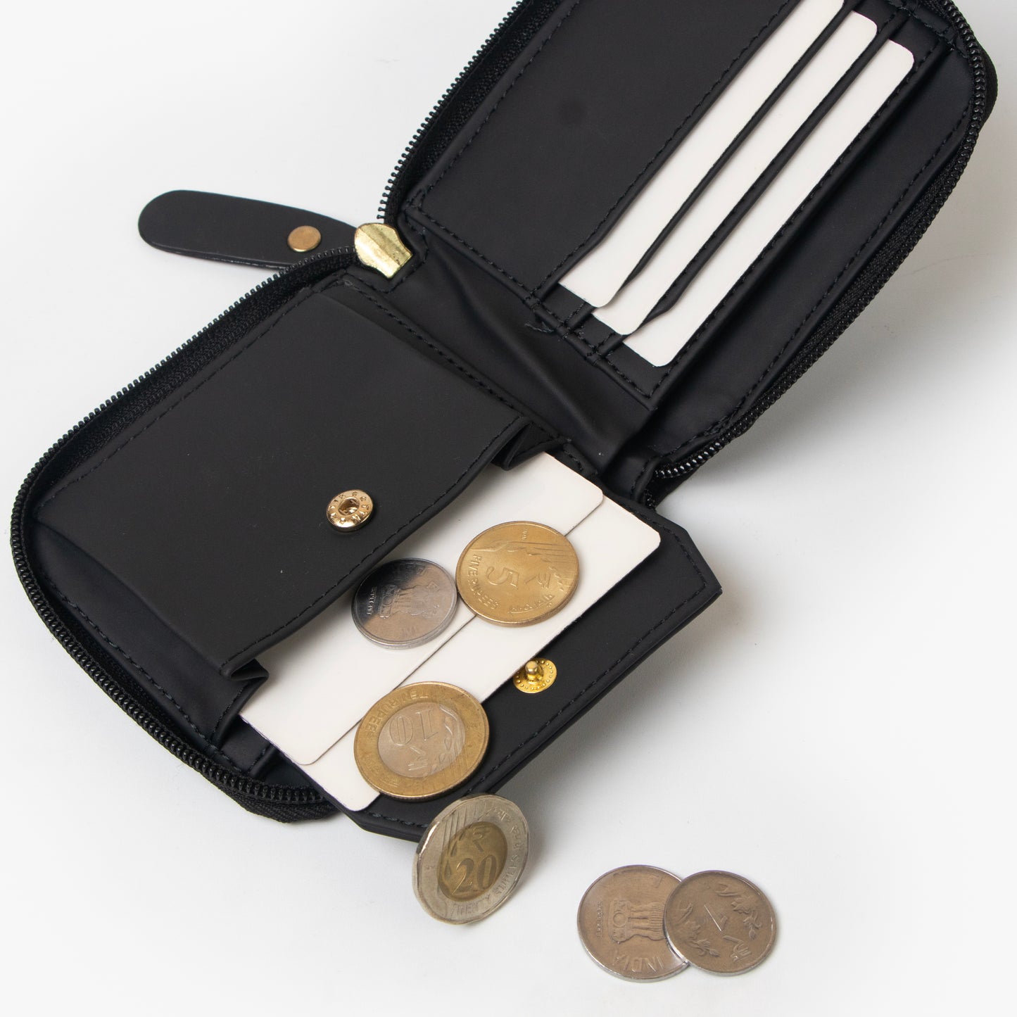Classic Zip Wallet | Vegan Leather